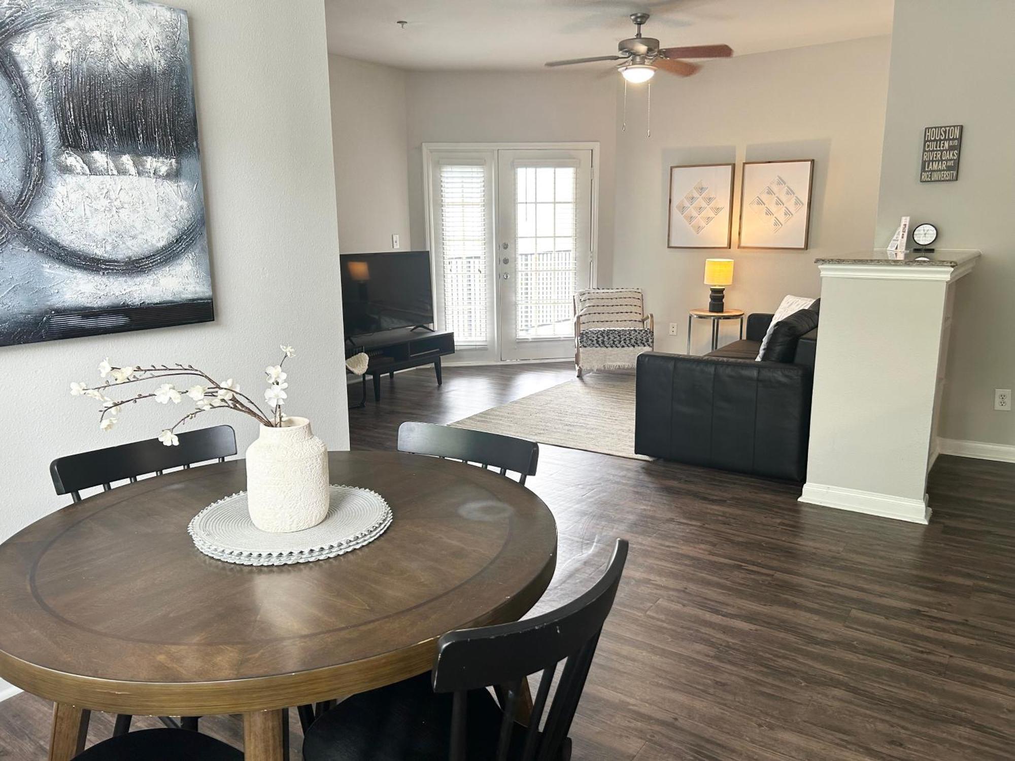 Hidden Gem At Med Center 2Br & 2Ba Apartment Houston Eksteriør bilde
